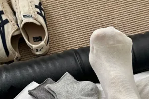 Comfortable summer thin cotton women short socks, breathable casual socks for daily wear and shoes.
