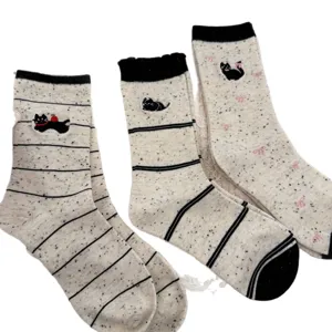 Women's mid-tube cute cat embroidery speckled yarn socks casual daily cotton hosiery