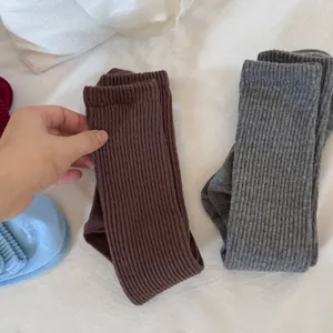 Accoglienti calze lunghe a coste da donna, morbido cotone inverno gambaletti tinta unita.