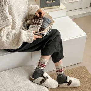 Fair Isle winter wool socks for women, retro color block thick warm mid-tube slouch knit socks.