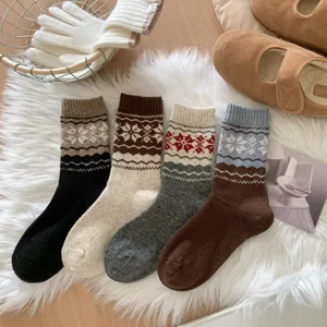 Cozy Fair Isle winter wool socks for women, vintage thick warm mid-calf thermal socks daily wear.