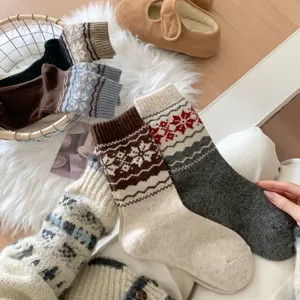 Women Winter Warm Woolen Socks Vintage Fair Isle Geometric Snowflake Thickened Mid Calf Crew Socks Casual Retro Cozy Hosiery