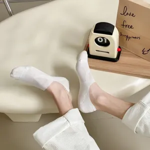 Chaussettes invisibles respirantes unies pour hommes en coton peigné antidérapant.