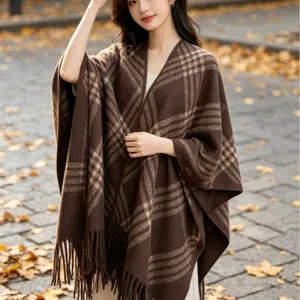 New Korean style autumn winter tassel cape fashion plaid shawl warm outerwear for women.