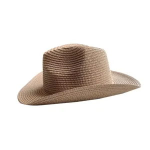 Vista detallada del sombrero de paja tejido marrón, estilo vaquero occidental, sombrero de playa.