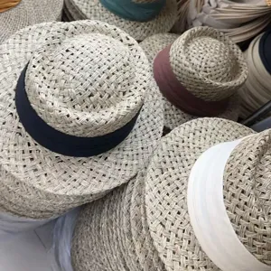 Cappello di paglia naturale fatto a mano stile retrò francese cappello sole estate