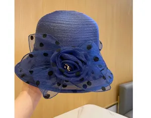 Cappello da sole in organza estivo da donna, elegante cappello a secchiello a pois floreali.