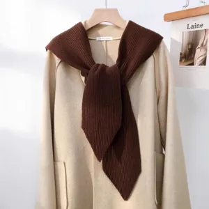 Scialle sciarpa in maglia marrone accogliente inverno caldo morbido accessorio stile chic