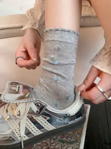 Calzini medi floreali giapponesi donna pizzo dolce cotone traspirante calzini slouch dettaglio