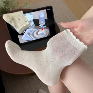 Korean style summer thin women socks with sweet heart pattern and lace trim, breathable and soft.