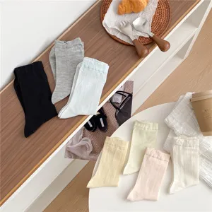 Damen einfarbige Mittelsocken, dünne atmungsaktive Freizeitsocken, verschiedene Alltagsfarben.