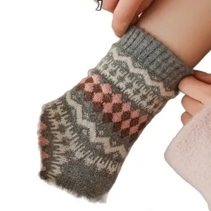 Retro Fair Isle Wool Socks Women Autumn Winter Ethnic Mid Tube Thickened Warm Pile Socks