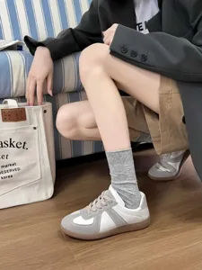 Breathable grey crew socks for women, solid color thin cotton daily casual socks style.