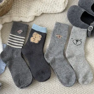 Calzini da donna accoglienti autunno inverno stile coreano con simpatici motivi di cani e orsi