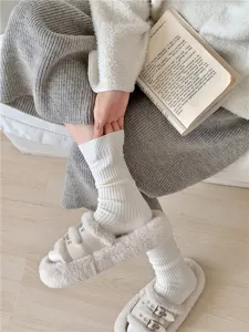 Autumn winter women cashmere socks retro Japanese style vertical striped solid color mid tube socks detail