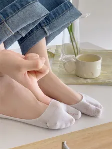 Cotton classic split toe low cut invisible socks for women spring and summer casual wear