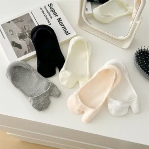 Cotton split toe low cut invisible socks anti slip spring summer casual footwear daily wear