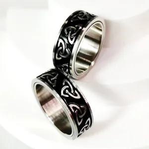 Roestvrij staal Keltische knoop draaibare ring detail trendy mode sieraad weergave