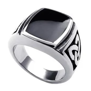 Roestvrij staal vintage Keltische knoop ring met zwarte vierkante inleg detail voor heren mode