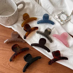 Ensemble de pinces à cheveux unies minimalistes, pinces requin élégantes style français.