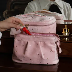 Roze fluwelen cosmetische tas met gouden sterren, grote capaciteit reizen draagbare make-up etui.