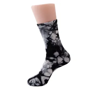 Tie-dye mid-calf cotton socks, retro ink print streetwear fashion casual cozy socks detail