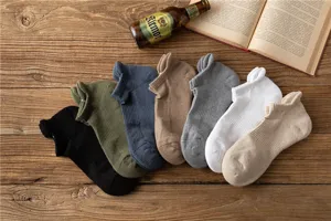 Men athletic towel bottom short socks, thick sweat absorbent hiking running ankle socks.