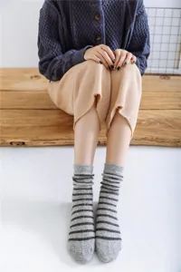Damen Winter Wollsocken dick gestreift warm Kaschmir Wadenstrümpfe gemütliche Alltagsmode