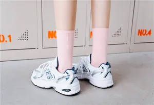 Chaussettes longues en coton rose pour femmes couleur bonbon tube haut sport de loisirs.