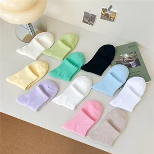 Damen einfarbige Sommer dünne Wadenstrümpfe Makronen Bonbonfarbe lässige kurze Socken