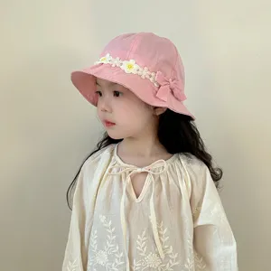 Cute pink floral bucket hat for little girls, sweet daisy embroidery sun hat for kids.