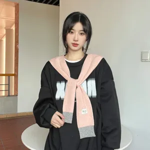 Spring summer fashion knitted small shawl scarf women trendy outdoor air-conditioned room