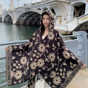 Retro floral hooded cape, ethnic style imitation cashmere warm shawl for women outdoor.
