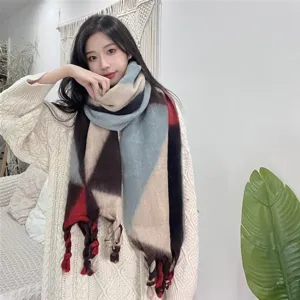 Gemütlicher Herbst Winter Farblock Quastenschal, weicher Kaschmir Look geometrisches Tuch.