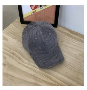 Grey corduroy baseball cap for women, classic casual autumn and winter duckbill hat.