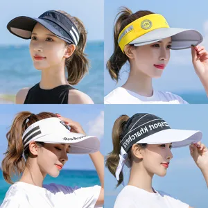 Visière de soleil d'été pour femmes, haut vide anti-UV large bord casquette de sport.