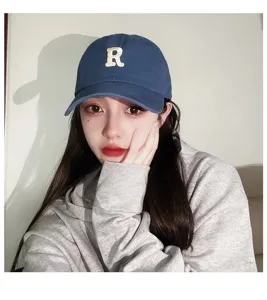 American retro washed cotton baseball cap with embroidered letter R for casual couple wear.