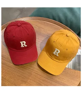 Vintage washed cotton baseball cap with embroidered letter, casual outdoor couple sun hat.