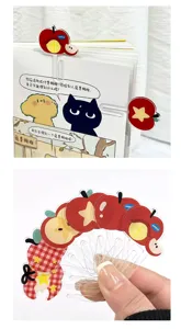 Simpatico segnalibro a graffetta con mela in acrilico cartoleria per ufficio e scuola.