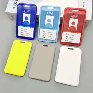 Portatarjetas verticales de colores, fundas de plástico transparente para credenciales de trabajo.