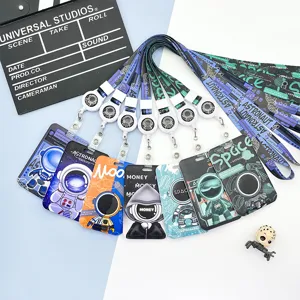 Lindo Porta Credencial de Identificación de Astronauta de Dibujos Animados Funda Protectora de ABS Con Cordón Retráctil y Llavero Para Estudiantes Oficina Trabajo Diario