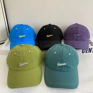Unisex Schnelltrocknend Atmungsaktiv Baseball-Cap Buchstabenstickerei Karo-Gitter Entenzunge Hut Outdoor Sonnenschutz Visier Hut