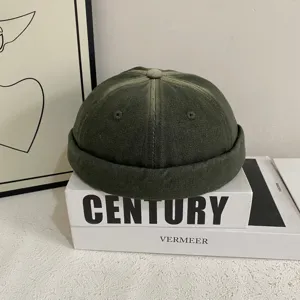 Cappello docker retrò in cotone lavato verde unisex stile vintage primo piano dettaglio