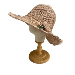 Handgefertigter Strohhut Sommer Strandhut Damen faltbar mit Blumendekor UV Schutz neu.