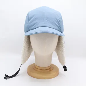 Bonnet trappeur chaud en polaire d'hiver avec cache-oreilles et sangle pour cyclisme en plein air.