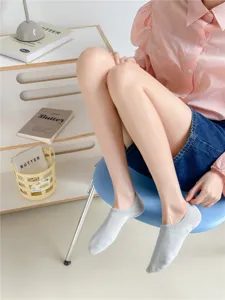 Comfortable grey women's shallow invisible socks, perfect for summer daily wear.
