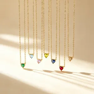 Collana con Ciondolo in Strass a Cuore in Acciaio Inossidabile Catena a Clavicola Placcata in Oro Regalo di Gioielli di Moda per Donne