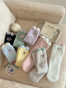 Thickened coral fleece warm floor socks for women, cute Japanese cartoon cute winter long socks.