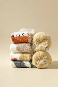 Chaussettes douces et duveteuses d'hiver, chaussettes de maison chaudes femme.