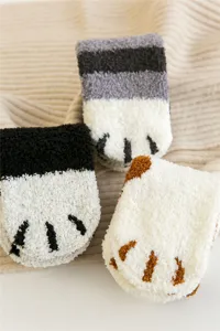Chaussettes douillettes patte de chat femme hiver epaisses chaudes en polaire corail